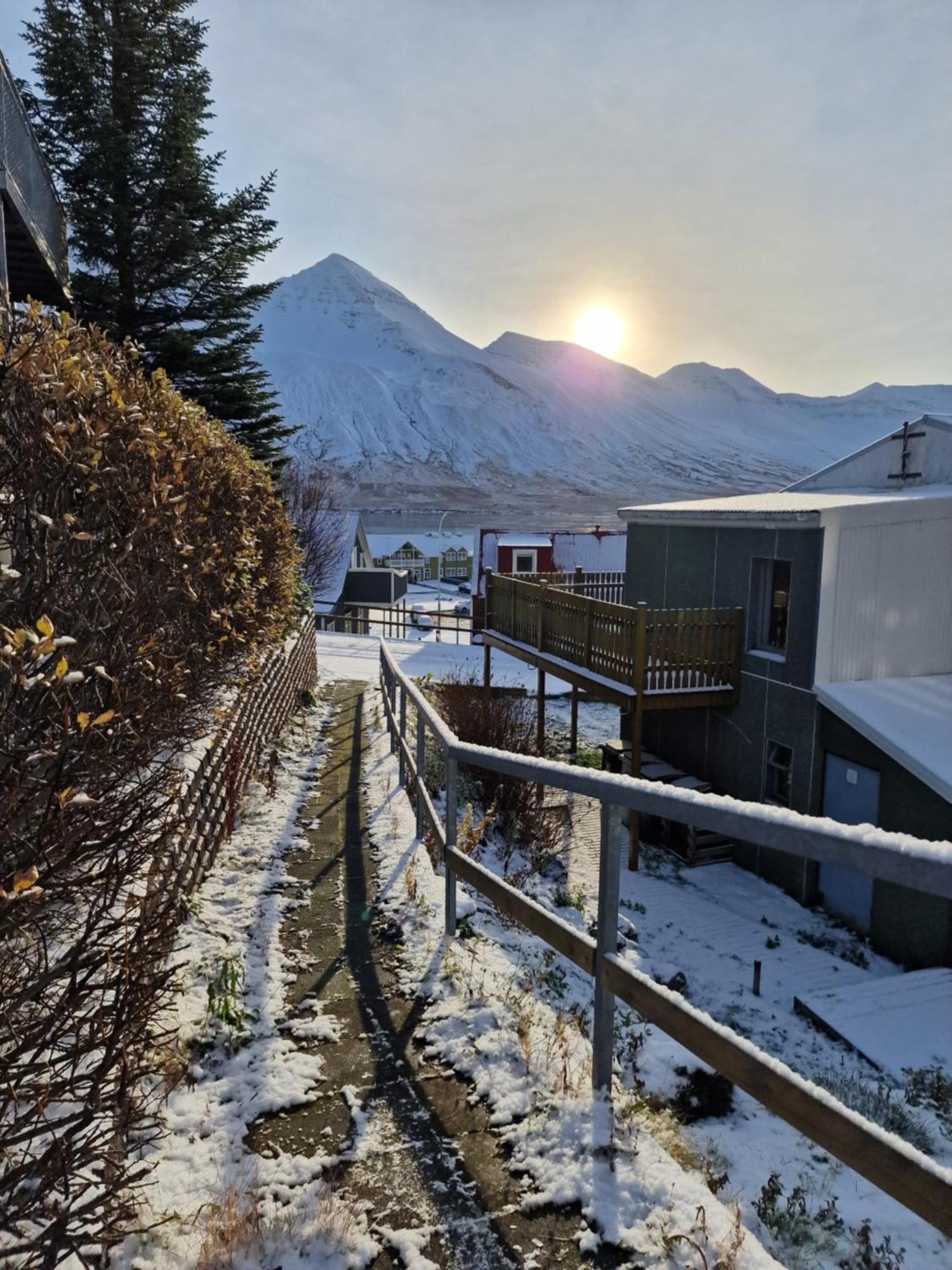Landakot The Perfect Getaway By Staynorth Siglufjordur Exterior photo